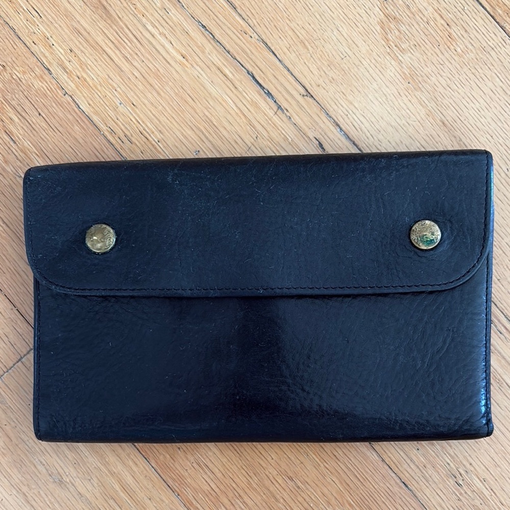 Vintage Gap leather wallet